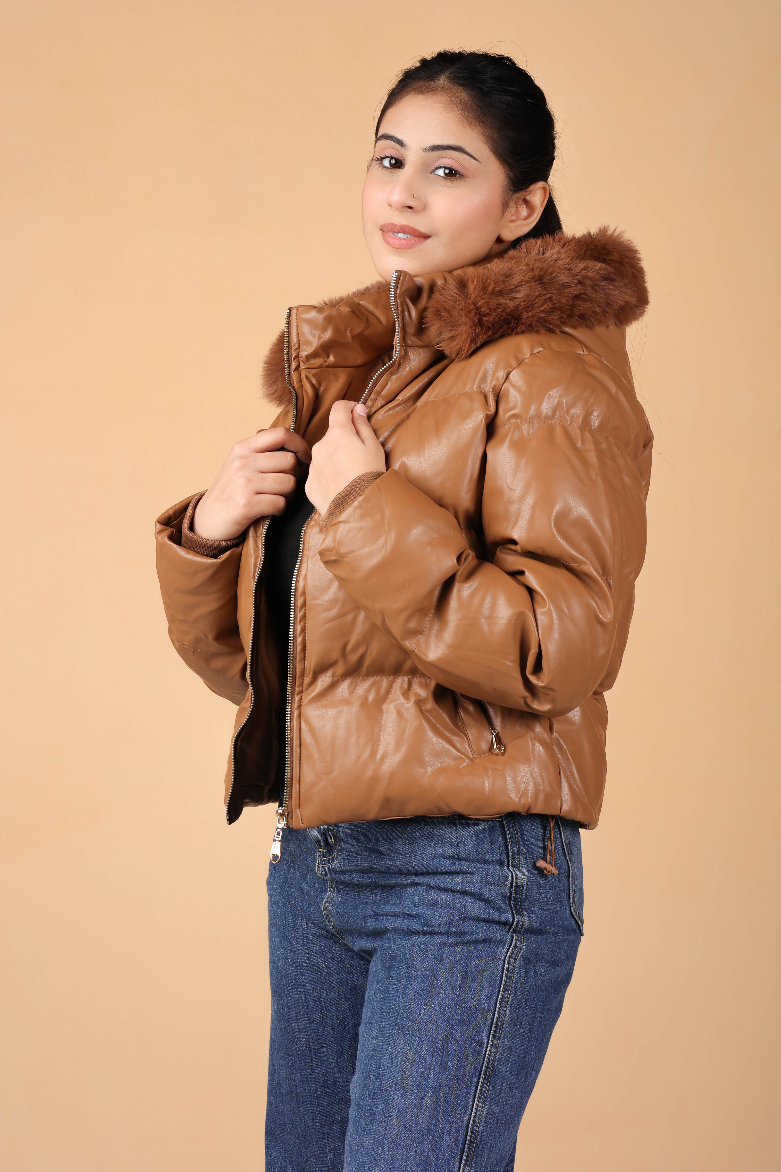 leather fluffy jacket with hooded fur (short length)