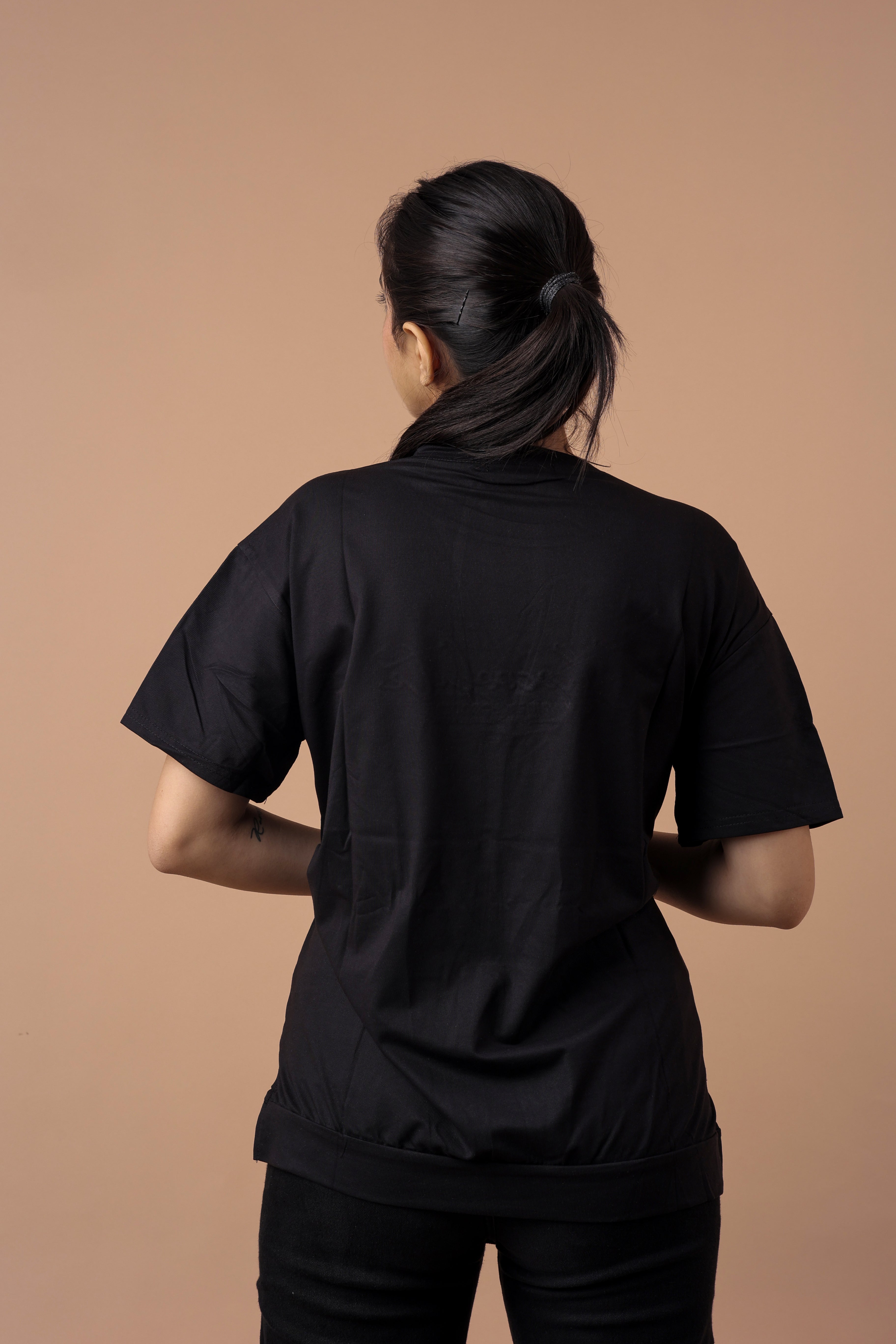 Embroided chocolate looser fit t-shirt