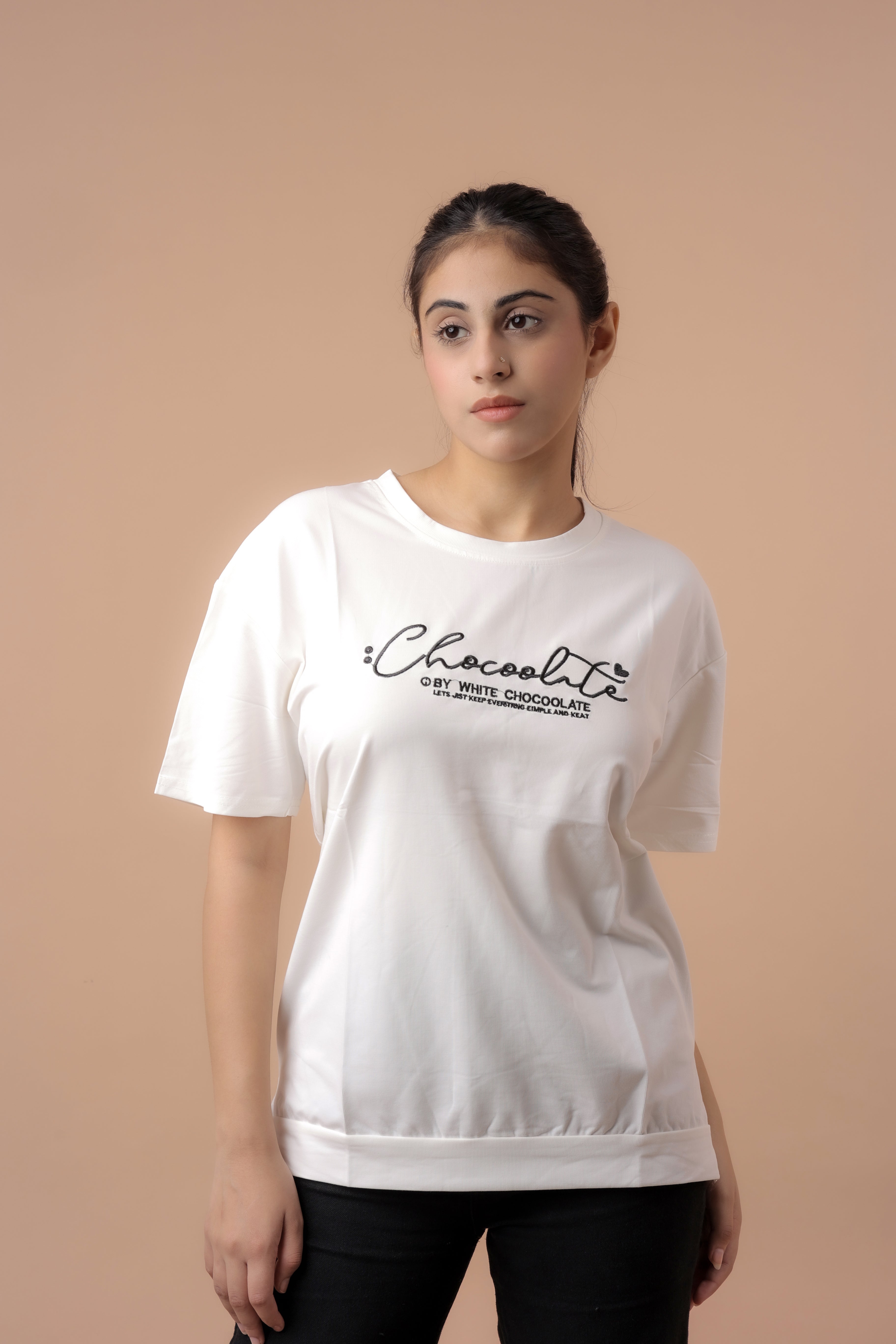 Embroided chocolate looser fit t-shirt