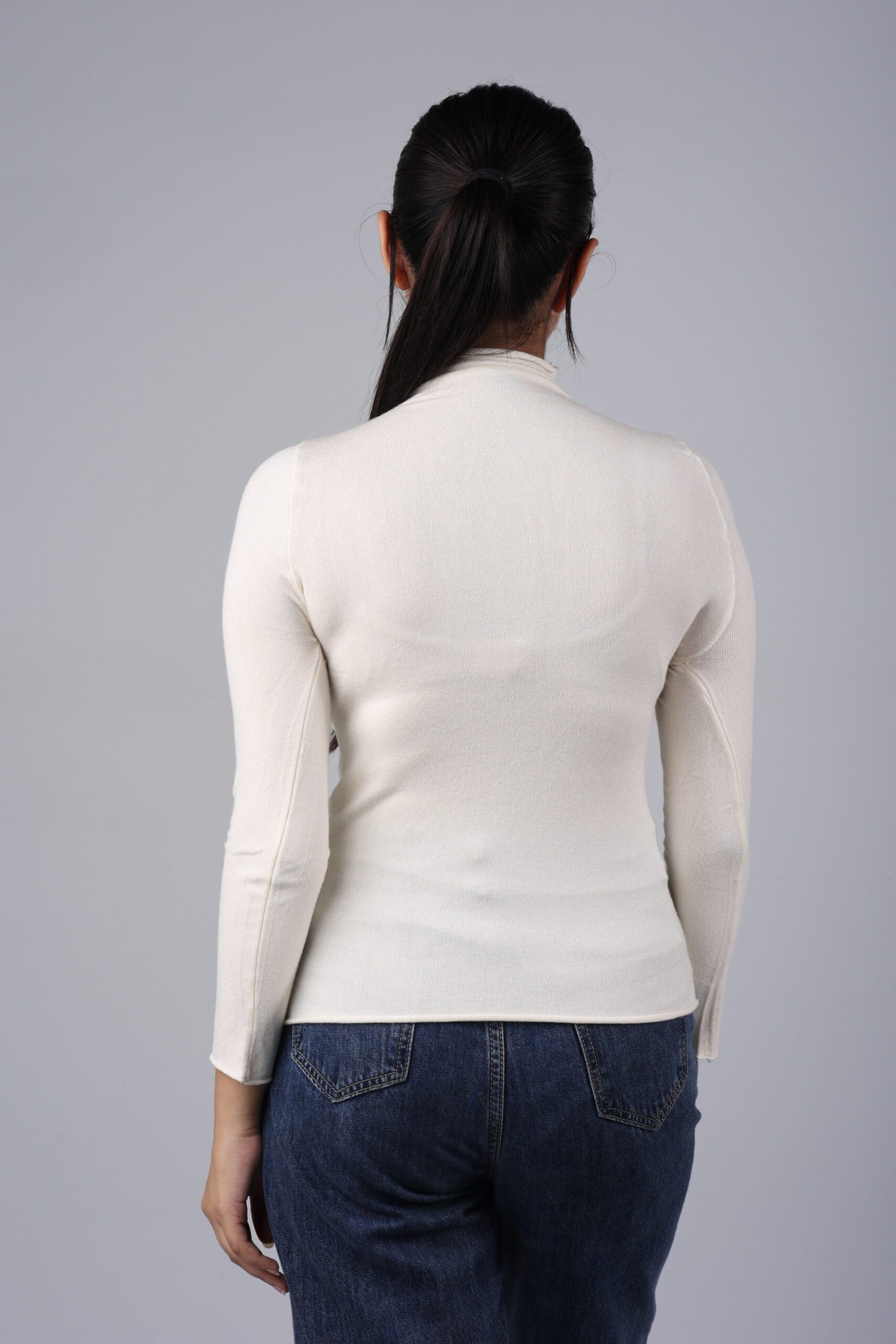 T-neck Basic Knitted Top (Off White) A Classic Wardrobe Staple for Timeless Comfort and Style!